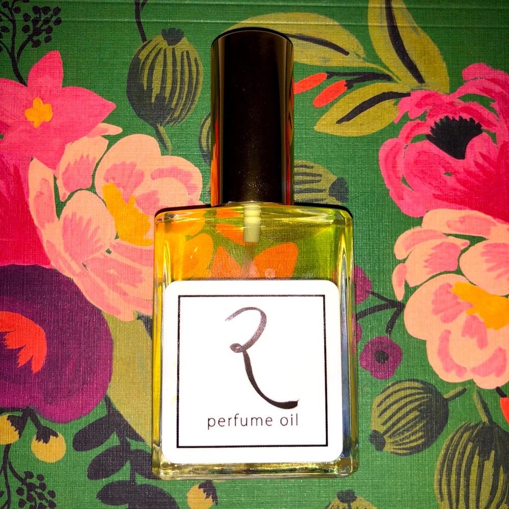 Body and hair oil perfect for skin and hair.